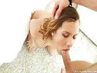 Fütterung der sexy Keisha Grey