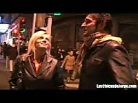 Er sucht nach Schlampen in Madrid