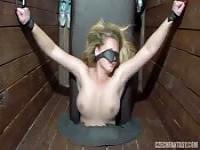 long line of guys take turns fucking babe